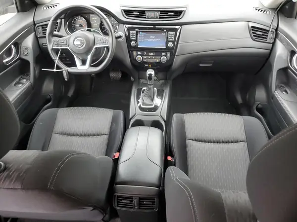 JN8AT2MT6HW134391 2017 NISSAN ROGUE - Image 8
