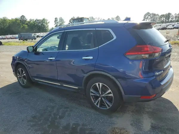 JN8AT2MT6HW135685 2017 NISSAN ROGUE - Image 2