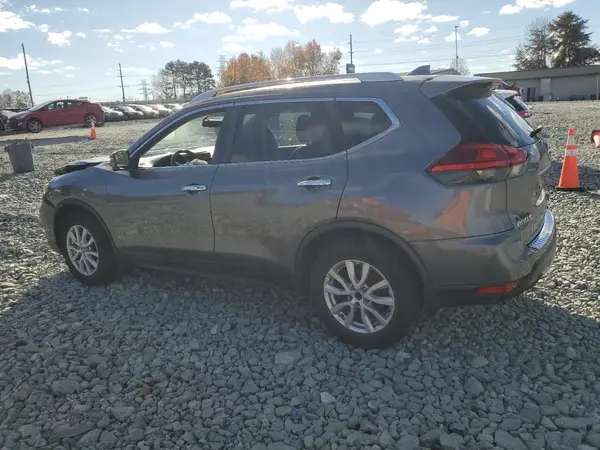 JN8AT2MT6HW136108 2017 NISSAN ROGUE - Image 2