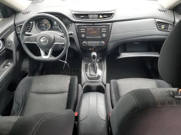 JN8AT2MT6HW136559 2017 NISSAN ROGUE - Image 8