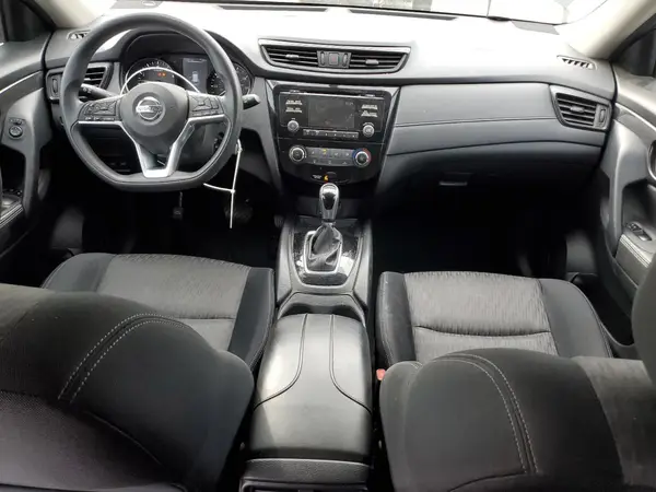 JN8AT2MT6HW137551 2017 NISSAN ROGUE - Image 8