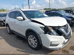 JN8AT2MT6HW137792 2017 NISSAN ROGUE