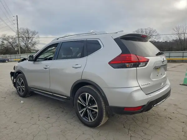 JN8AT2MT6HW138022 2017 NISSAN ROGUE - Image 2