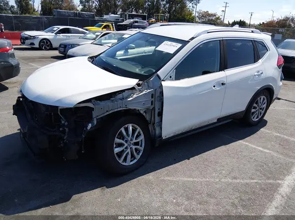 JN8AT2MT6HW138408 2017 NISSAN ROGUE - Image 2