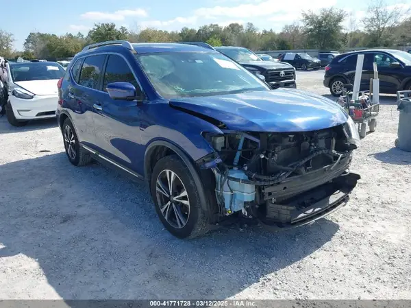 JN8AT2MT6HW139347 2017 NISSAN ROGUE - Image 1