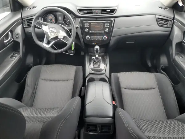 JN8AT2MT6HW139817 2017 NISSAN ROGUE - Image 8