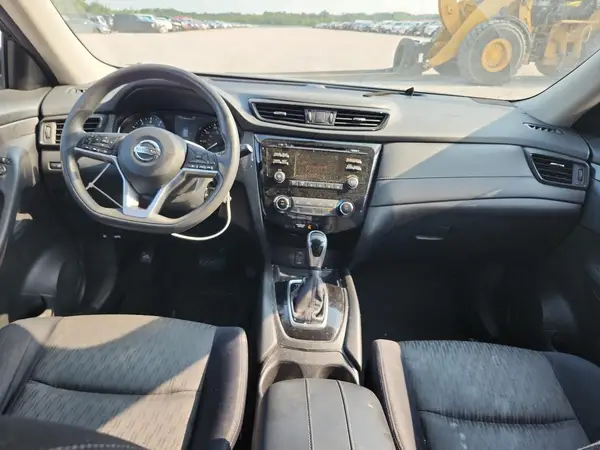 JN8AT2MT6HW145617 2017 NISSAN ROGUE - Image 8