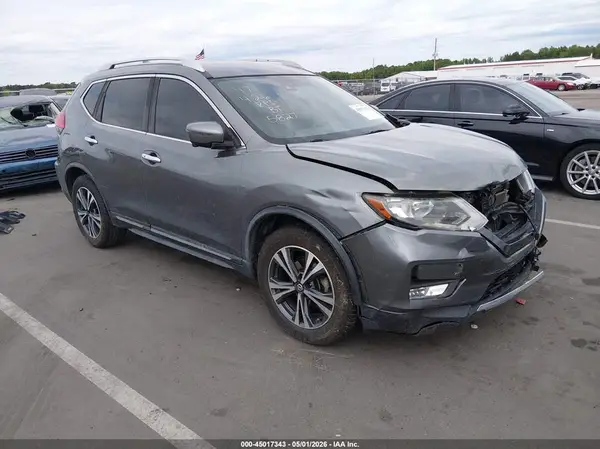 JN8AT2MT6HW145827 2017 NISSAN ROGUE - Image 1