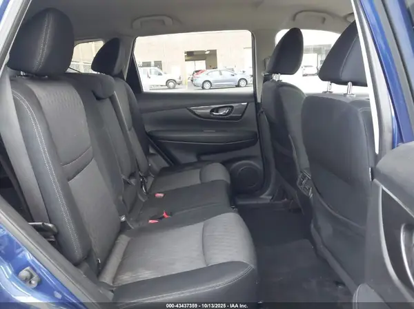 JN8AT2MT6HW147092 2017 NISSAN ROGUE - Image 8