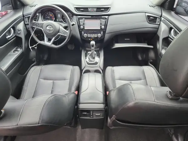 JN8AT2MT6HW148324 2017 NISSAN ROGUE - Image 8
