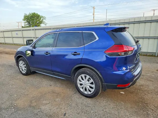 JN8AT2MT6HW152518 2017 NISSAN ROGUE - Image 2