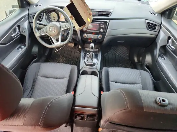 JN8AT2MT6HW152518 2017 NISSAN ROGUE - Image 8