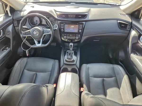JN8AT2MT6HW153927 2017 NISSAN ROGUE - Image 8