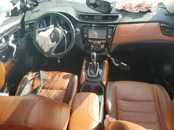JN8AT2MT6HW380373 2017 NISSAN ROGUE - Image 8
