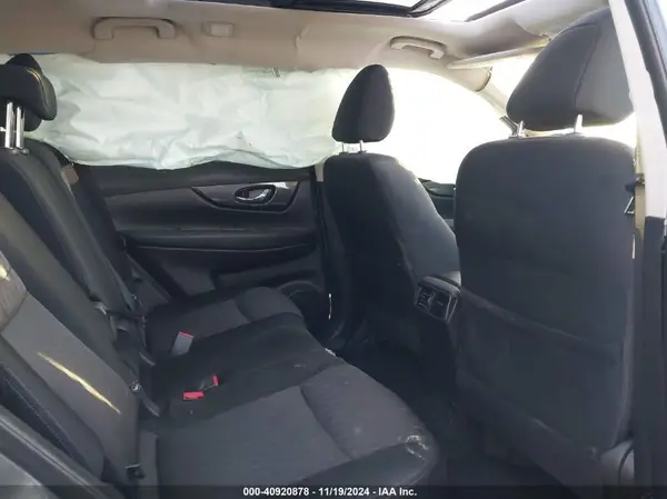 JN8AT2MT6HW380695 2017 NISSAN ROGUE - Image 8