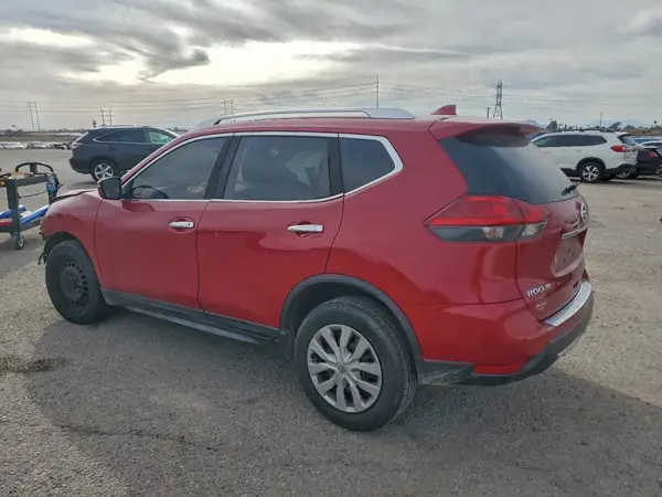 JN8AT2MT6HW381006 2017 NISSAN ROGUE - Image 2