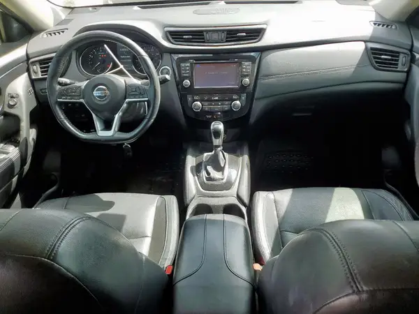 JN8AT2MT6HW385475 2017 NISSAN ROGUE - Image 8
