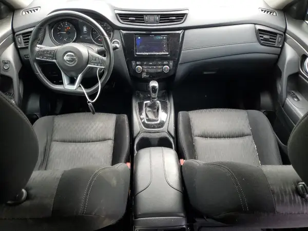 JN8AT2MT6HW386755 2017 NISSAN ROGUE - Image 8