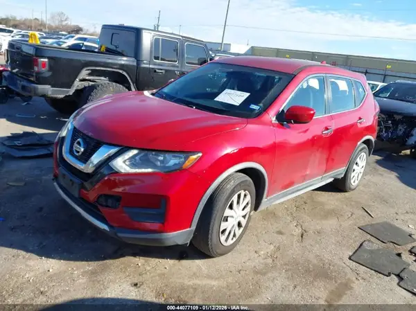 JN8AT2MT6HW387551 2017 NISSAN ROGUE - Image 2