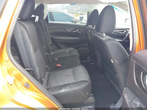 JN8AT2MT6HW389252 2017 NISSAN ROGUE - Image 8