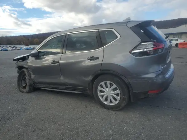 JN8AT2MT6HW390739 2017 NISSAN ROGUE - Image 2