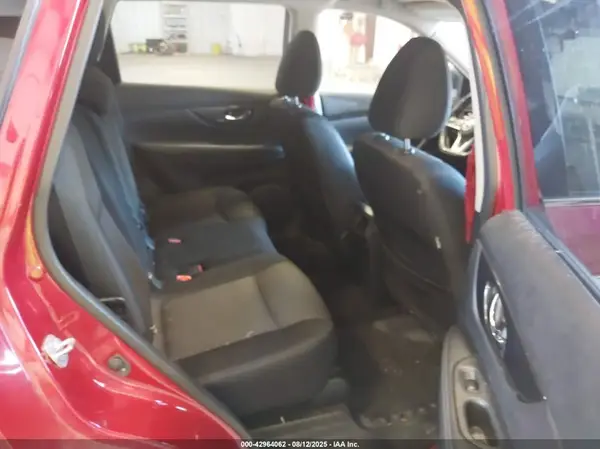 JN8AT2MT6HW392796 2017 NISSAN ROGUE - Image 8