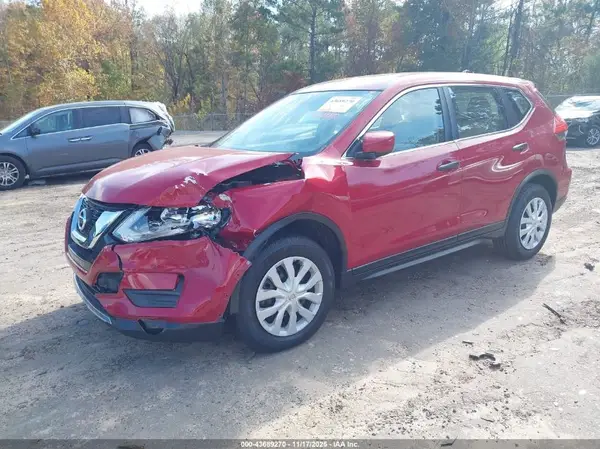 JN8AT2MT6HW394516 2017 NISSAN ROGUE - Image 2