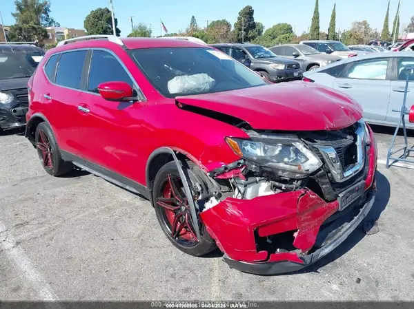 JN8AT2MT6HW396184 2017 NISSAN ROGUE - Image 1