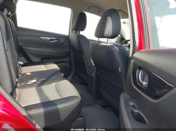 JN8AT2MT6HW396542 2017 NISSAN ROGUE - Image 8