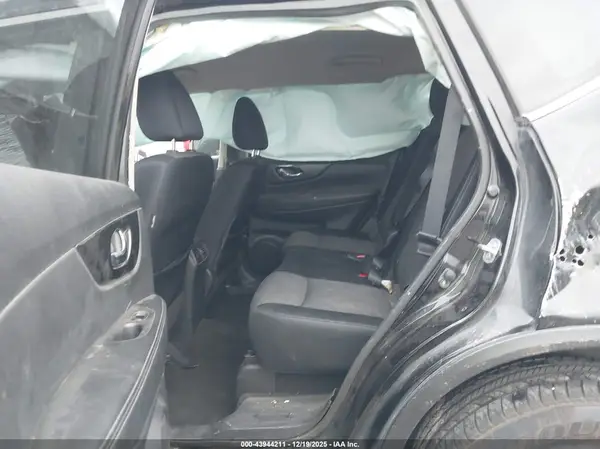 JN8AT2MT6HW397402 2017 NISSAN ROGUE - Image 8