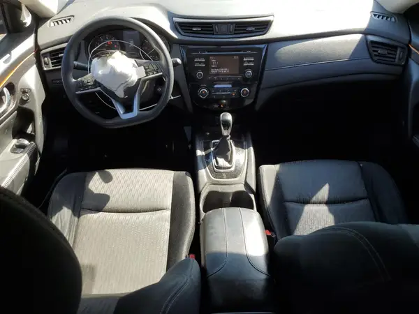 JN8AT2MT6HW401268 2017 NISSAN ROGUE - Image 8