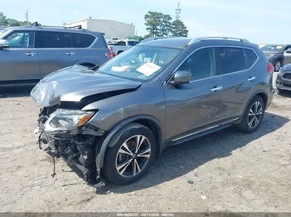 JN8AT2MT6HW402887 2017 NISSAN ROGUE - Image 2