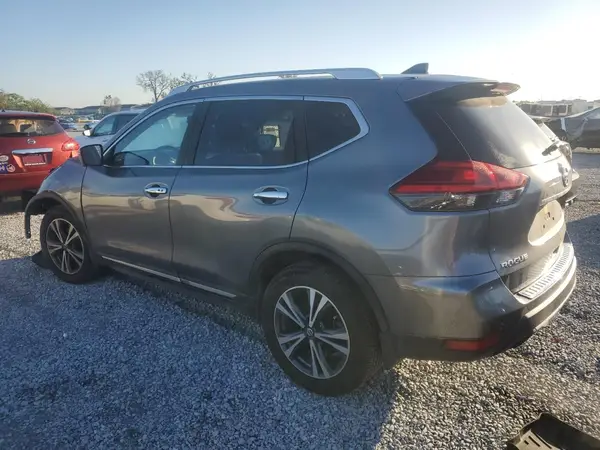 JN8AT2MT6HW405885 2017 NISSAN ROGUE - Image 2