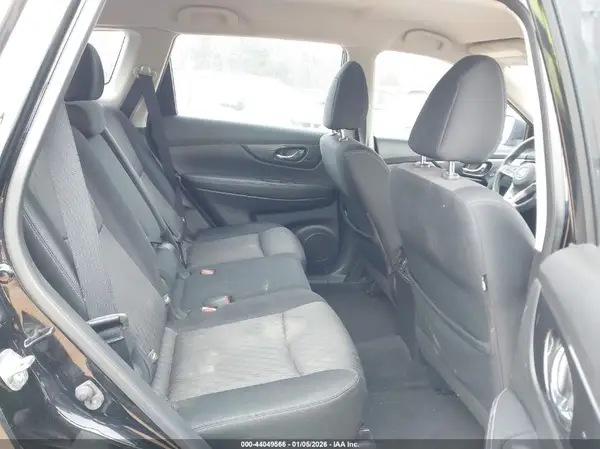 JN8AT2MT6HW406180 2017 NISSAN ROGUE - Image 8