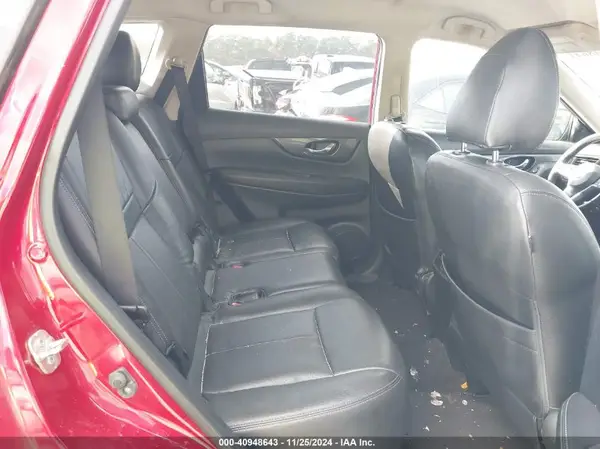 JN8AT2MT6HW408351 2017 NISSAN ROGUE - Image 8