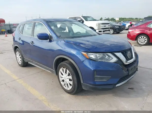 JN8AT2MT6JW451769 2018 NISSAN ROGUE - Image 1