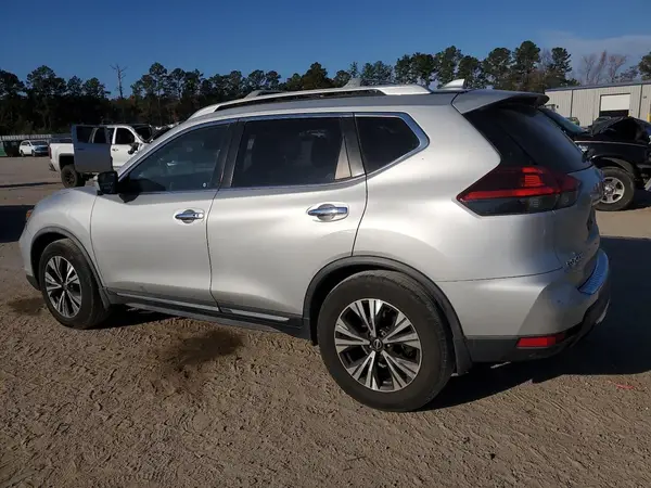 JN8AT2MT6JW455045 2018 NISSAN ROGUE - Image 2