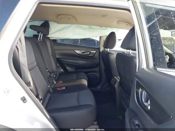 JN8AT2MT6JW455319 2018 NISSAN ROGUE - Image 8