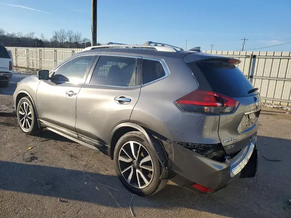 JN8AT2MT6JW457829 2018 NISSAN ROGUE - Image 2