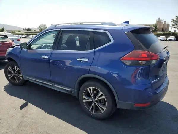 JN8AT2MT6JW459113 2018 NISSAN ROGUE - Image 2