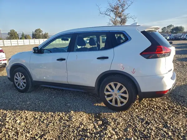 JN8AT2MT6JW459225 2018 NISSAN ROGUE - Image 2