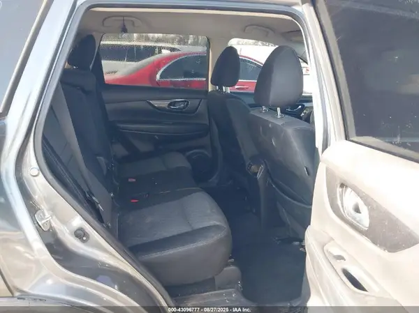JN8AT2MT6JW460035 2018 NISSAN ROGUE - Image 8