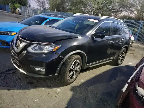 JN8AT2MT6JW460276 2018 NISSAN ROGUE - Image 1