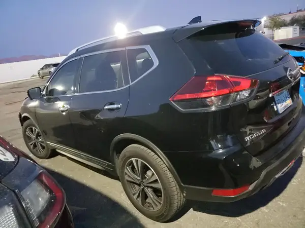 JN8AT2MT6JW460276 2018 NISSAN ROGUE - Image 2