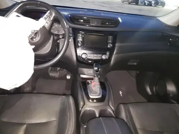 JN8AT2MT6JW460276 2018 NISSAN ROGUE - Image 8