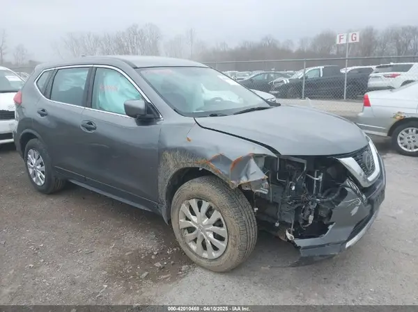 JN8AT2MT6JW460990 2018 NISSAN ROGUE - Image 1