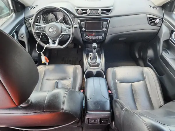 JN8AT2MT6JW463176 2018 NISSAN ROGUE - Image 8