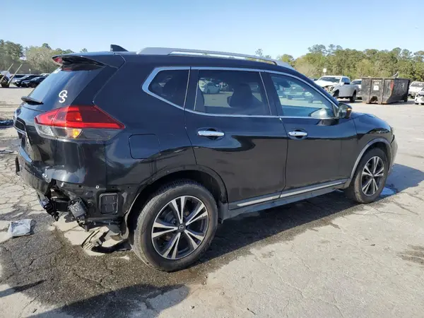 JN8AT2MT6JW466143 2018 NISSAN ROGUE - Image 2