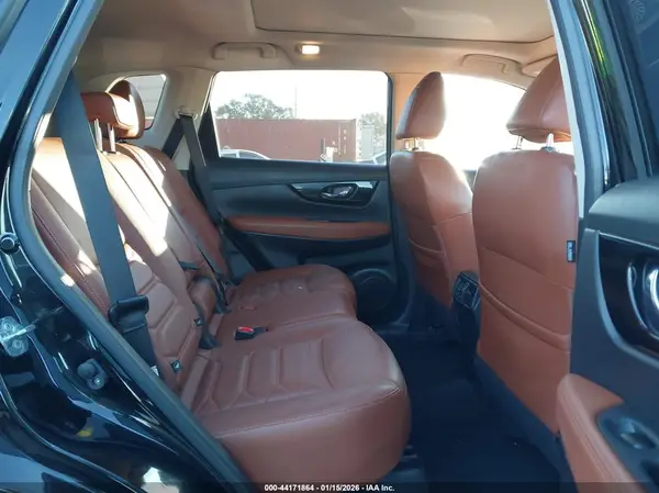 JN8AT2MT6JW467227 2018 NISSAN ROGUE - Image 8