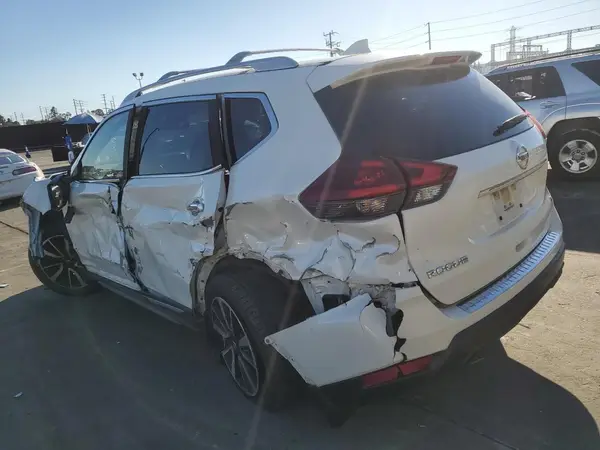 JN8AT2MT6JW467678 2018 NISSAN ROGUE - Image 2